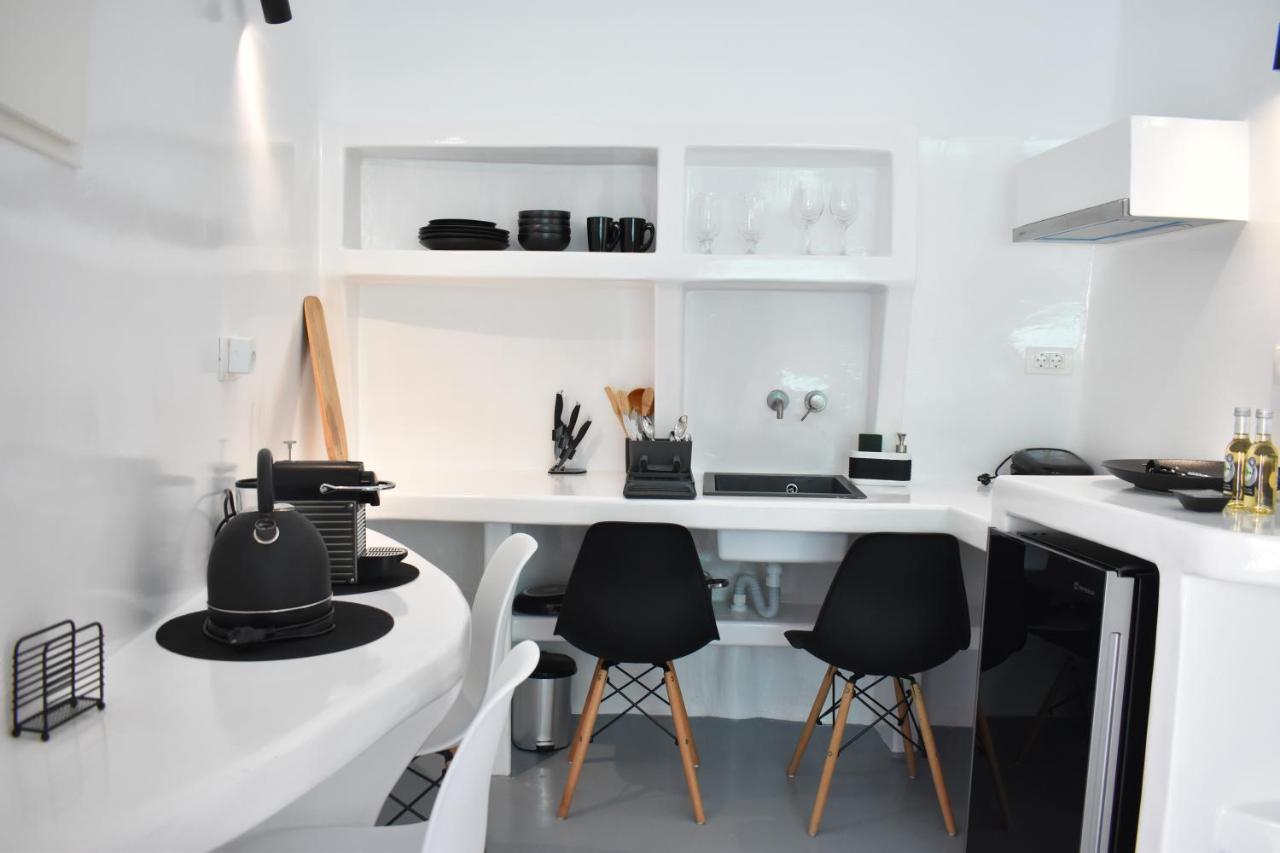 Oinos Luxury Suites Foinikiá Dış mekan fotoğraf