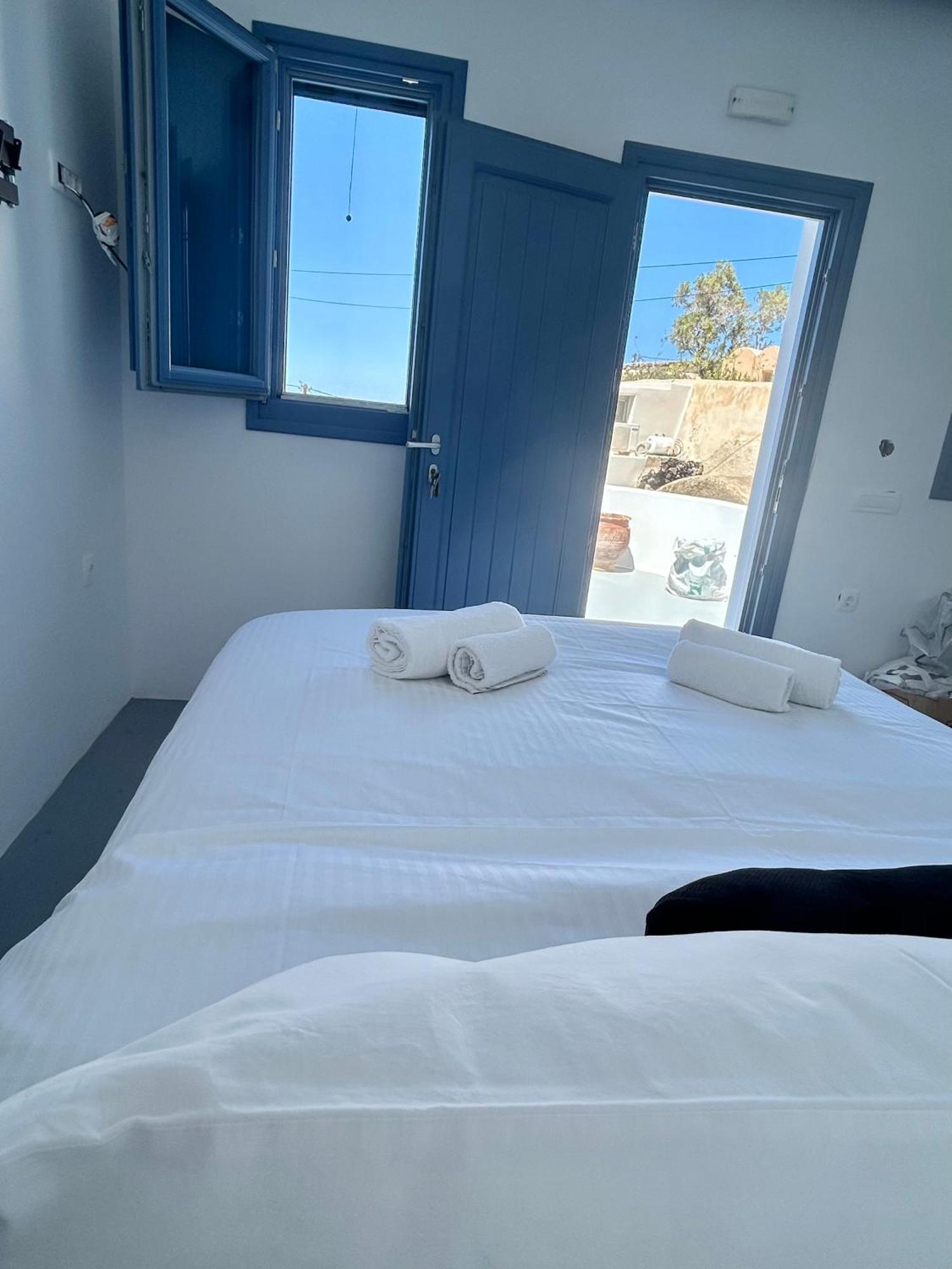 Oinos Luxury Suites Foinikiá Dış mekan fotoğraf