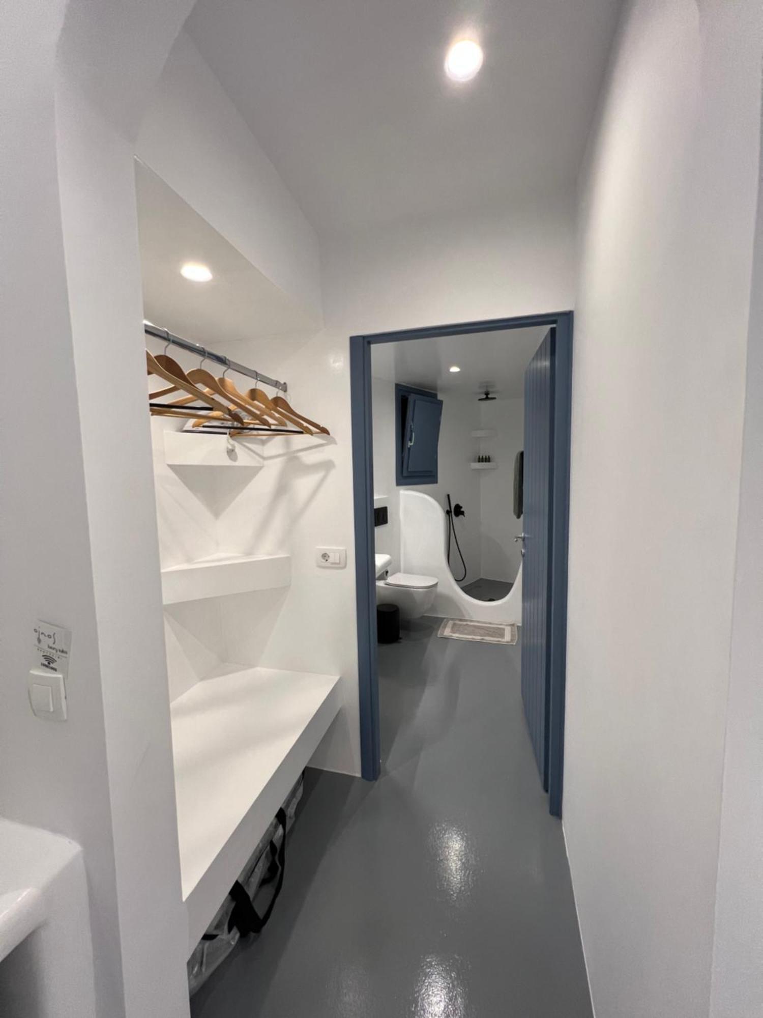 Oinos Luxury Suites Foinikiá Dış mekan fotoğraf