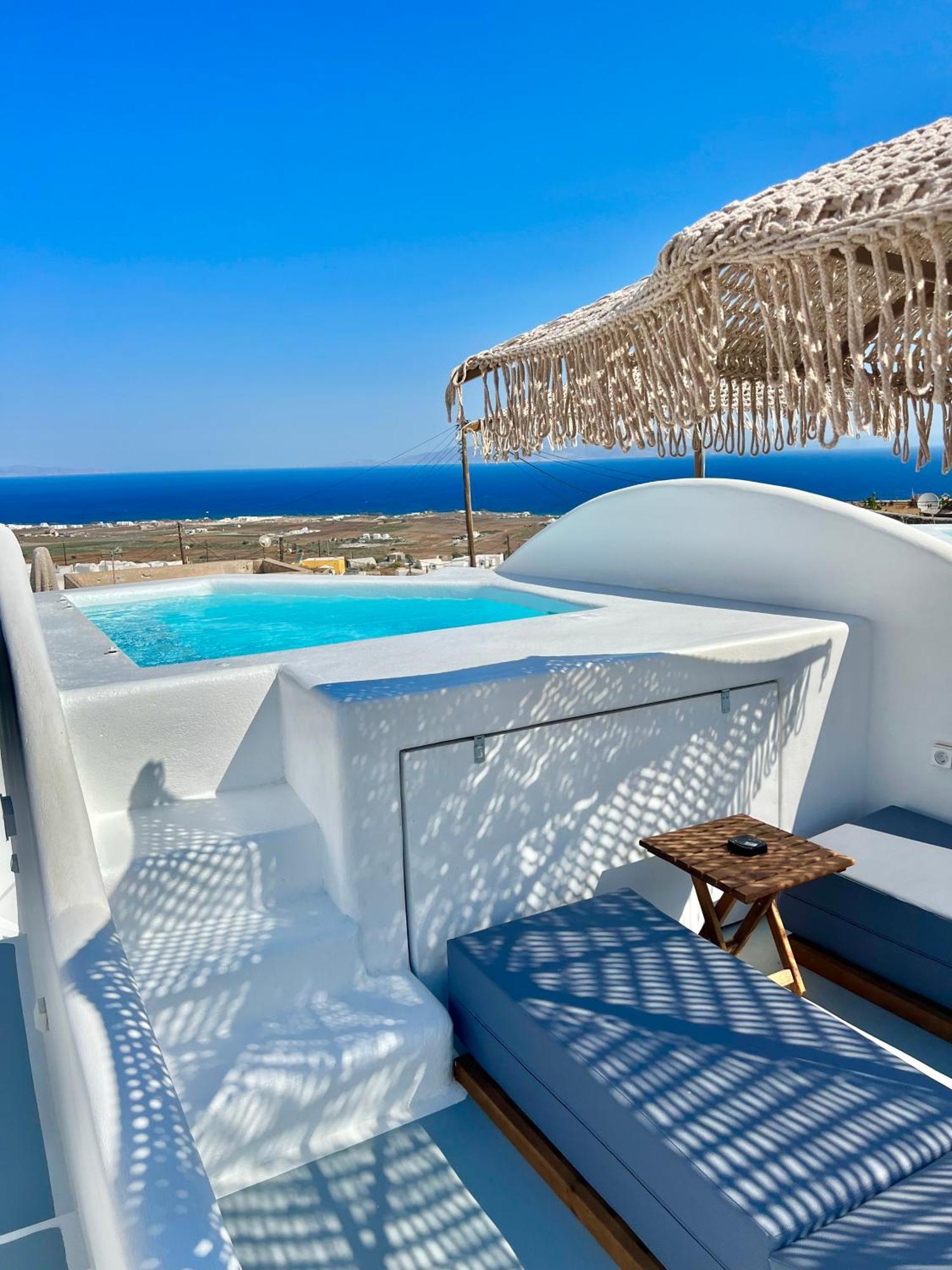 Oinos Luxury Suites Foinikiá Dış mekan fotoğraf