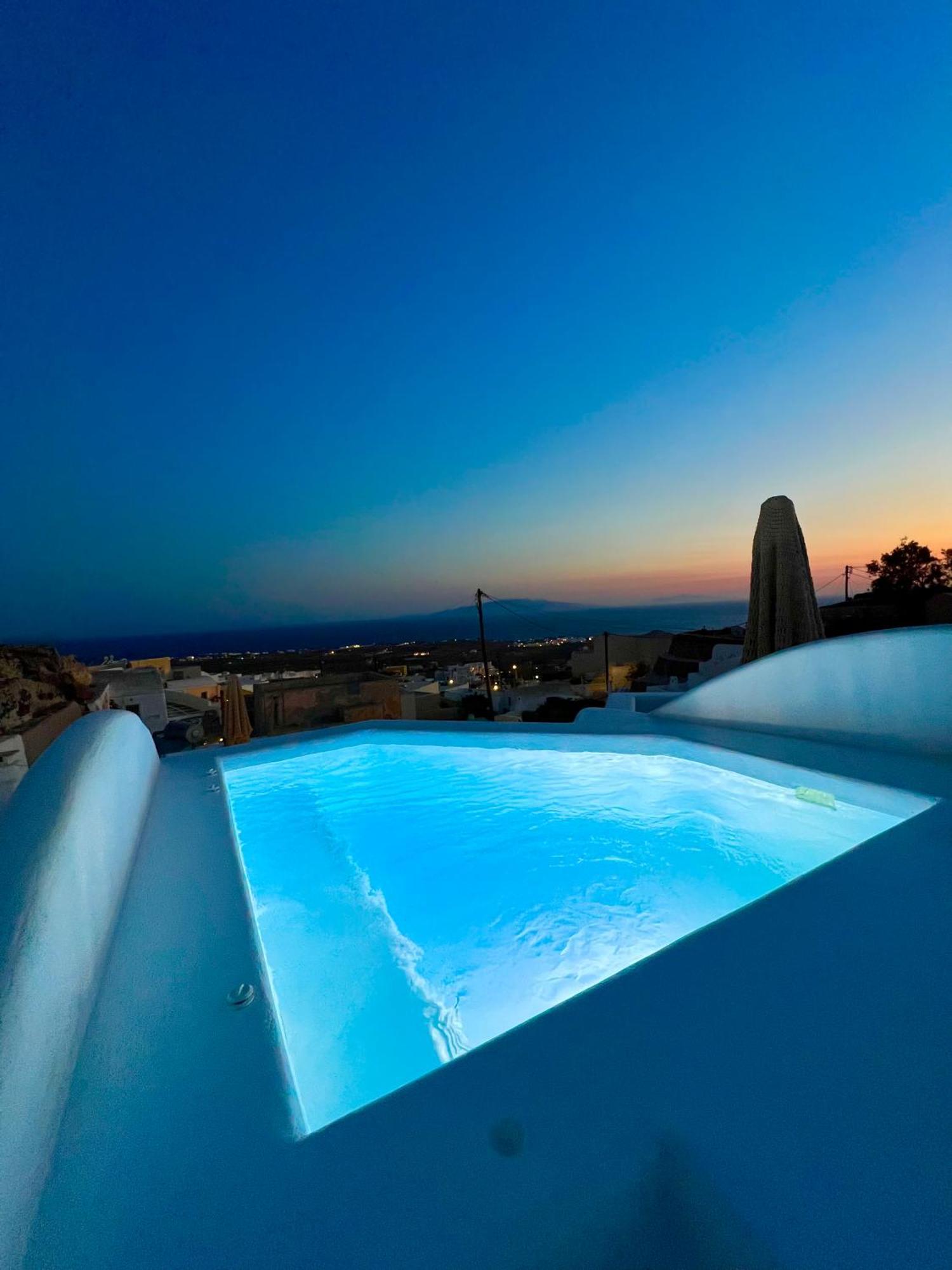Oinos Luxury Suites Foinikiá Dış mekan fotoğraf